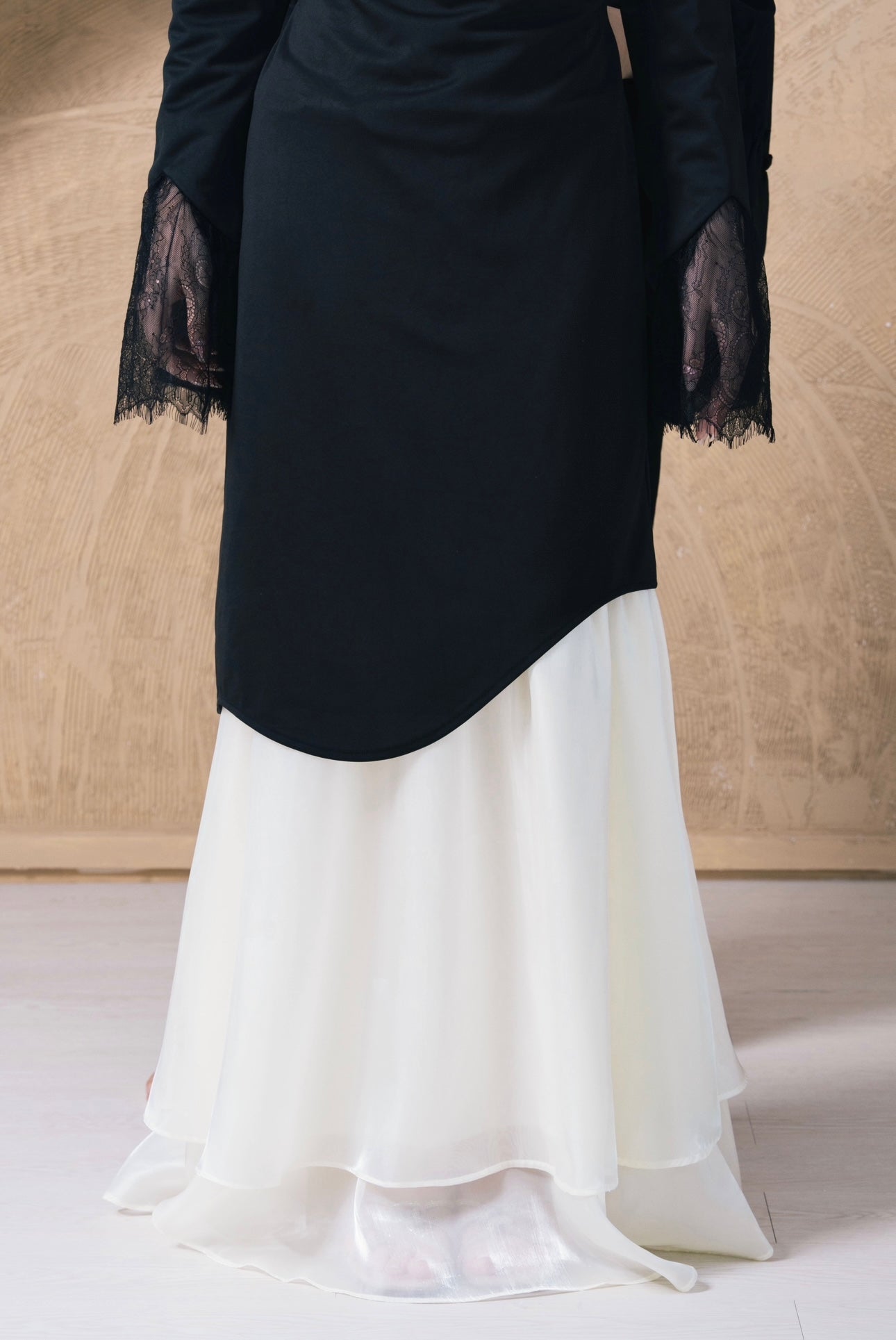 Maysa Modern Kurung Set - Noir