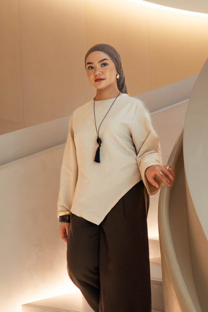 GAIA ANGLED HEM TOP - LINEN