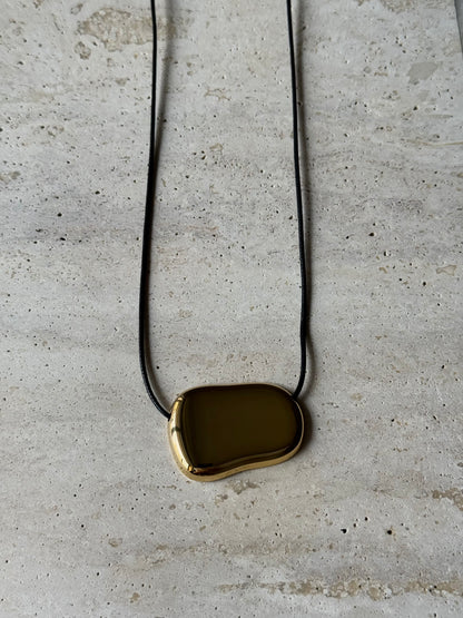 PEBBLE CORD NECKLACE - GOLD
