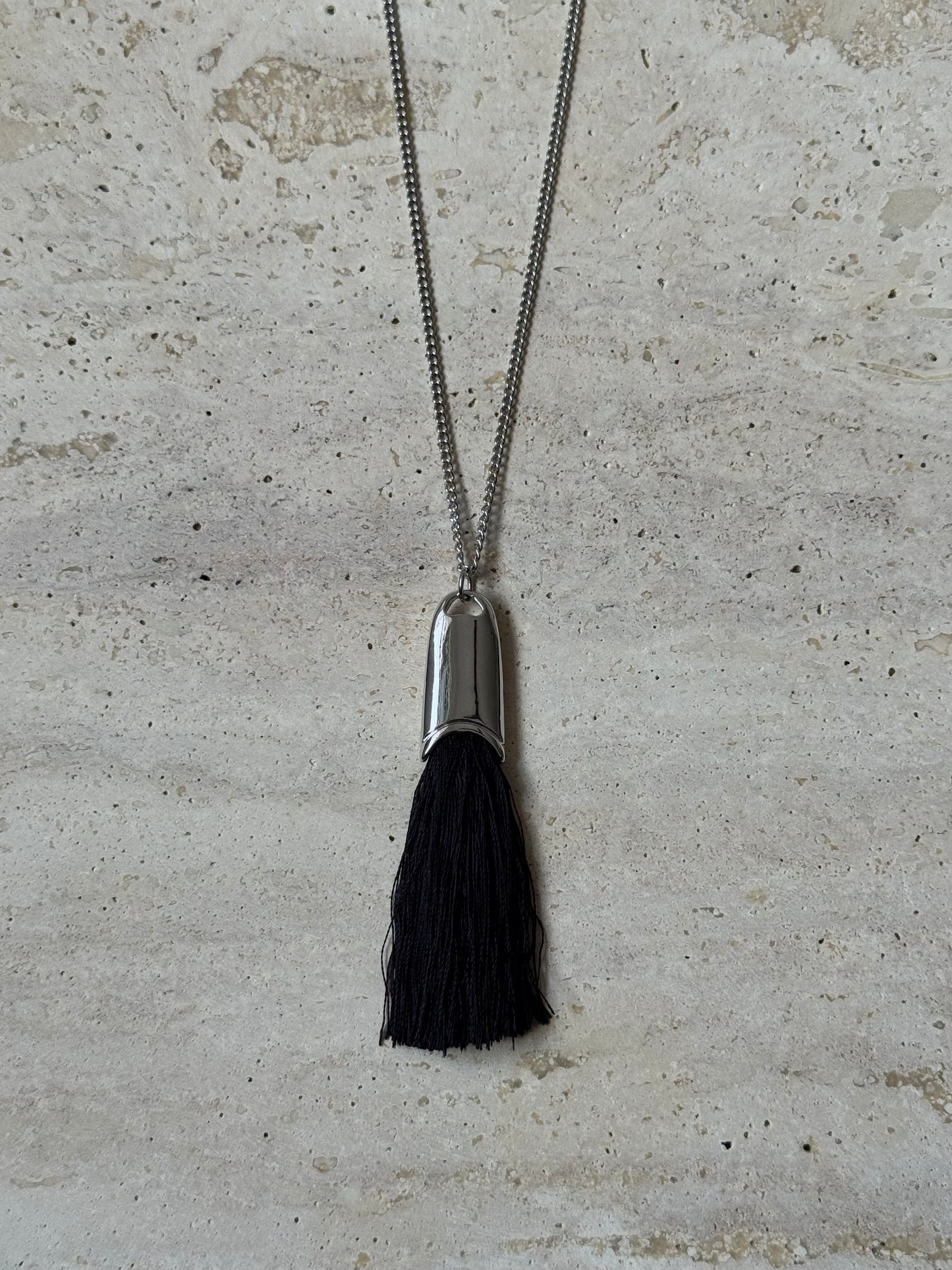 TASSEL CHAIN NECKLACE
