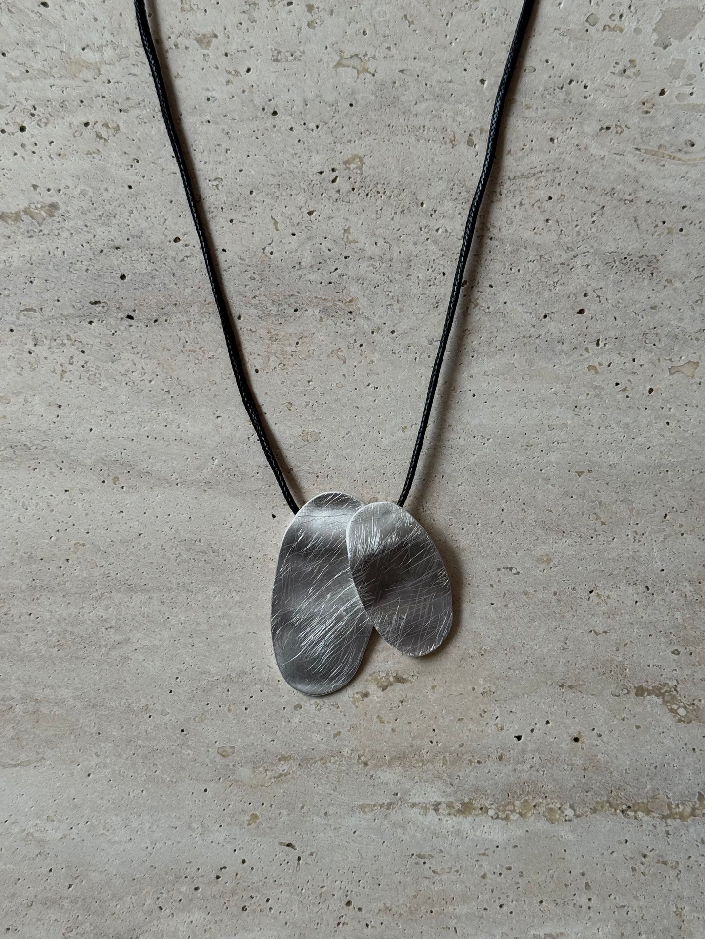 DOUBLE BRUSHED PENDANT