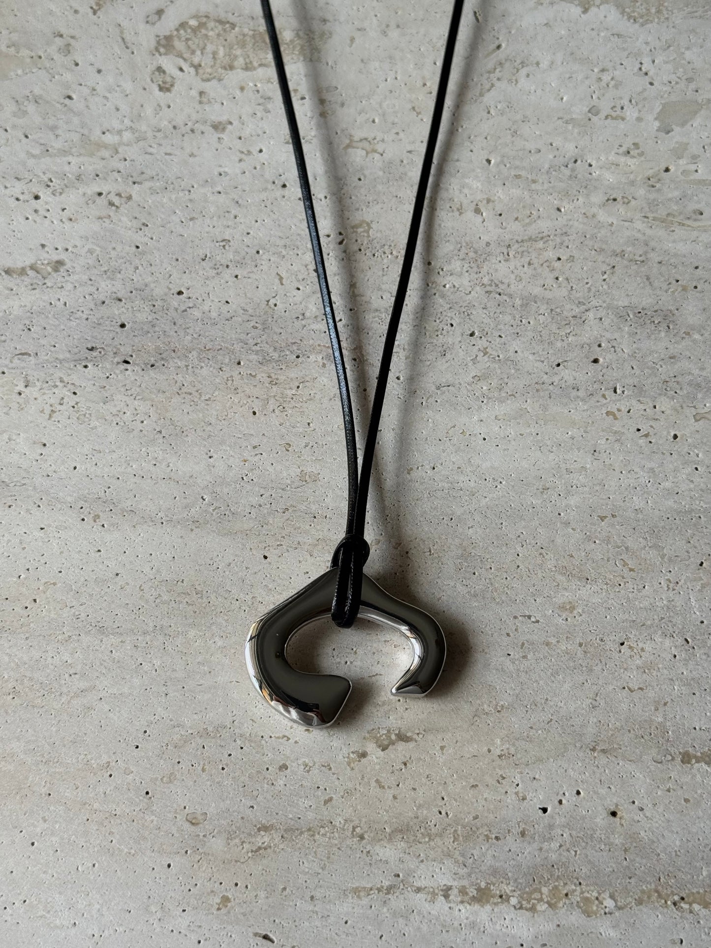 HORSE PENDANT CORD NECKLACE