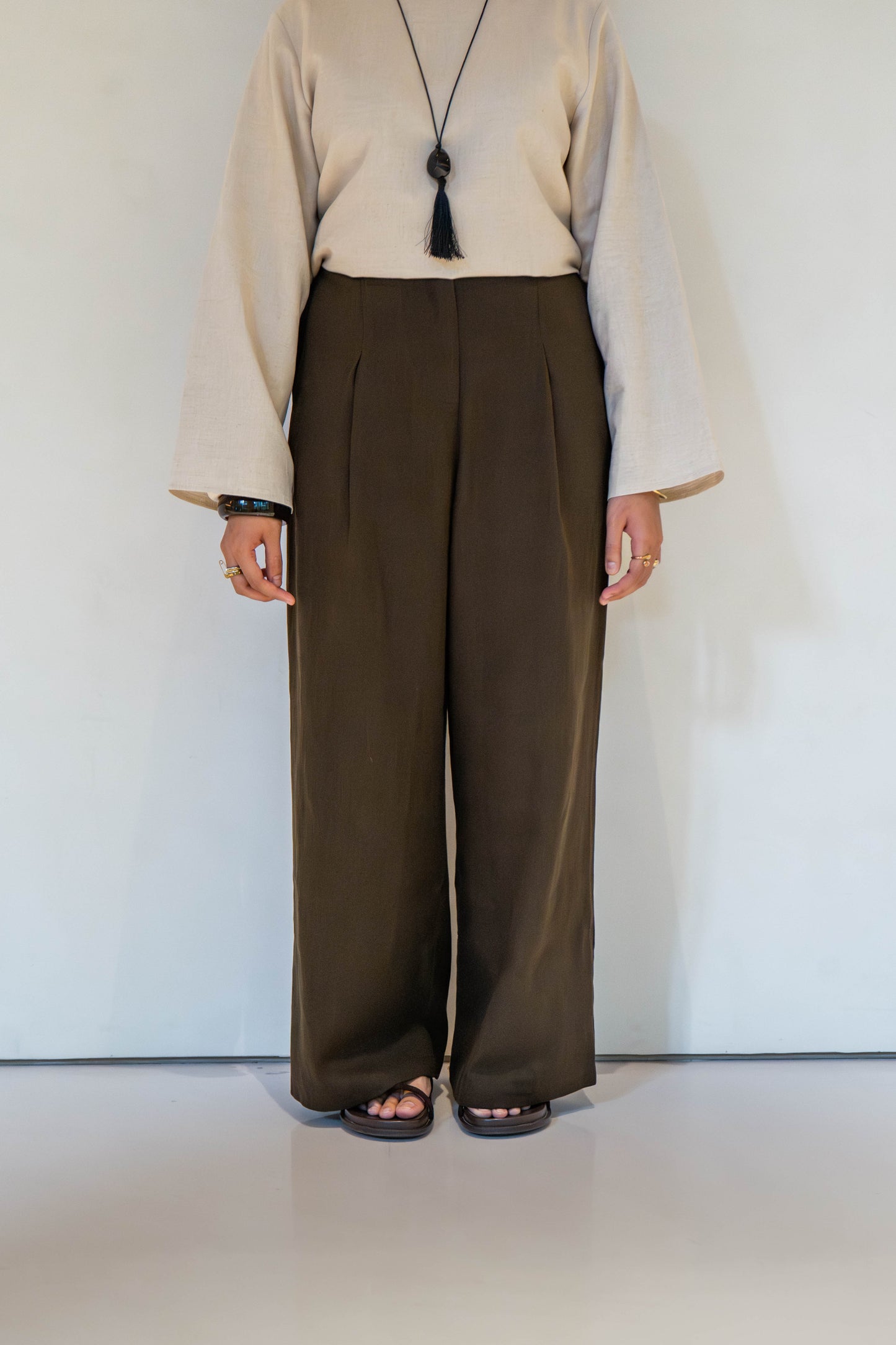 ELIO PLEATED TROUSERS - SABLE