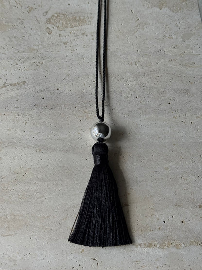 ORB TASSEL NECKLACE - SILVER