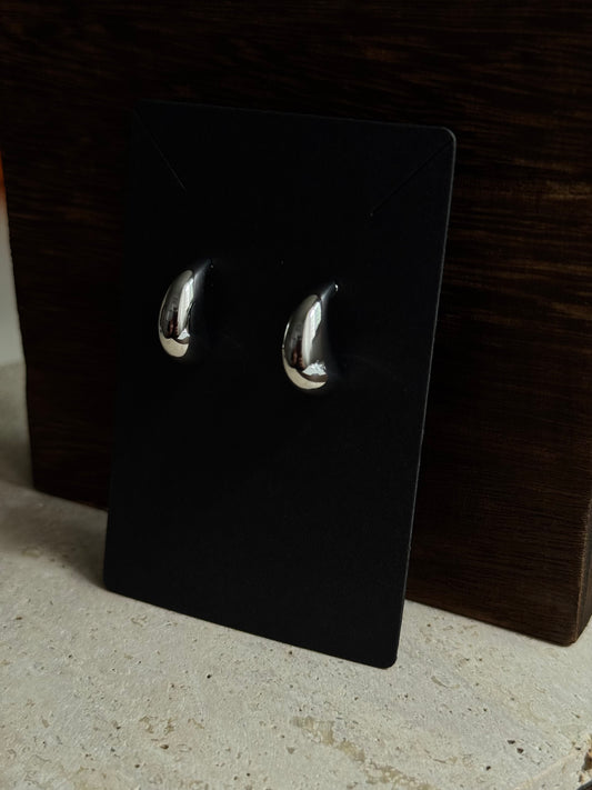 Petite Teardrop Earring - Silver