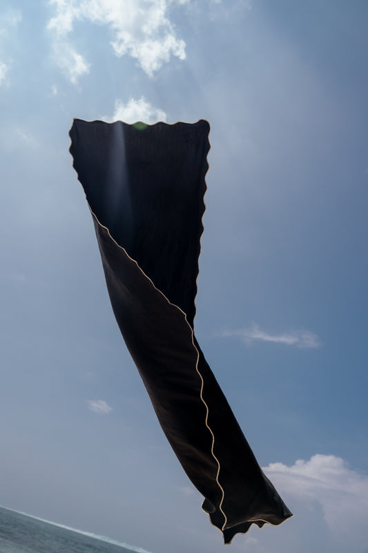 IRIS EMBROIDERED SELENDANG - NOIR