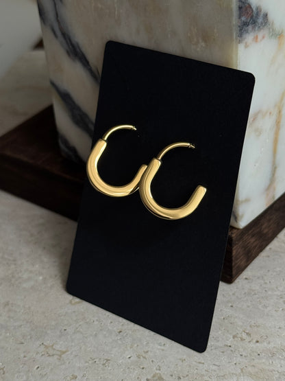 OBLONG HOOP EARRINGS - GOLD