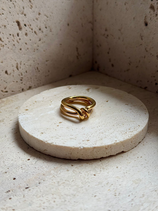 INTERLACED COIL RING - GOLD