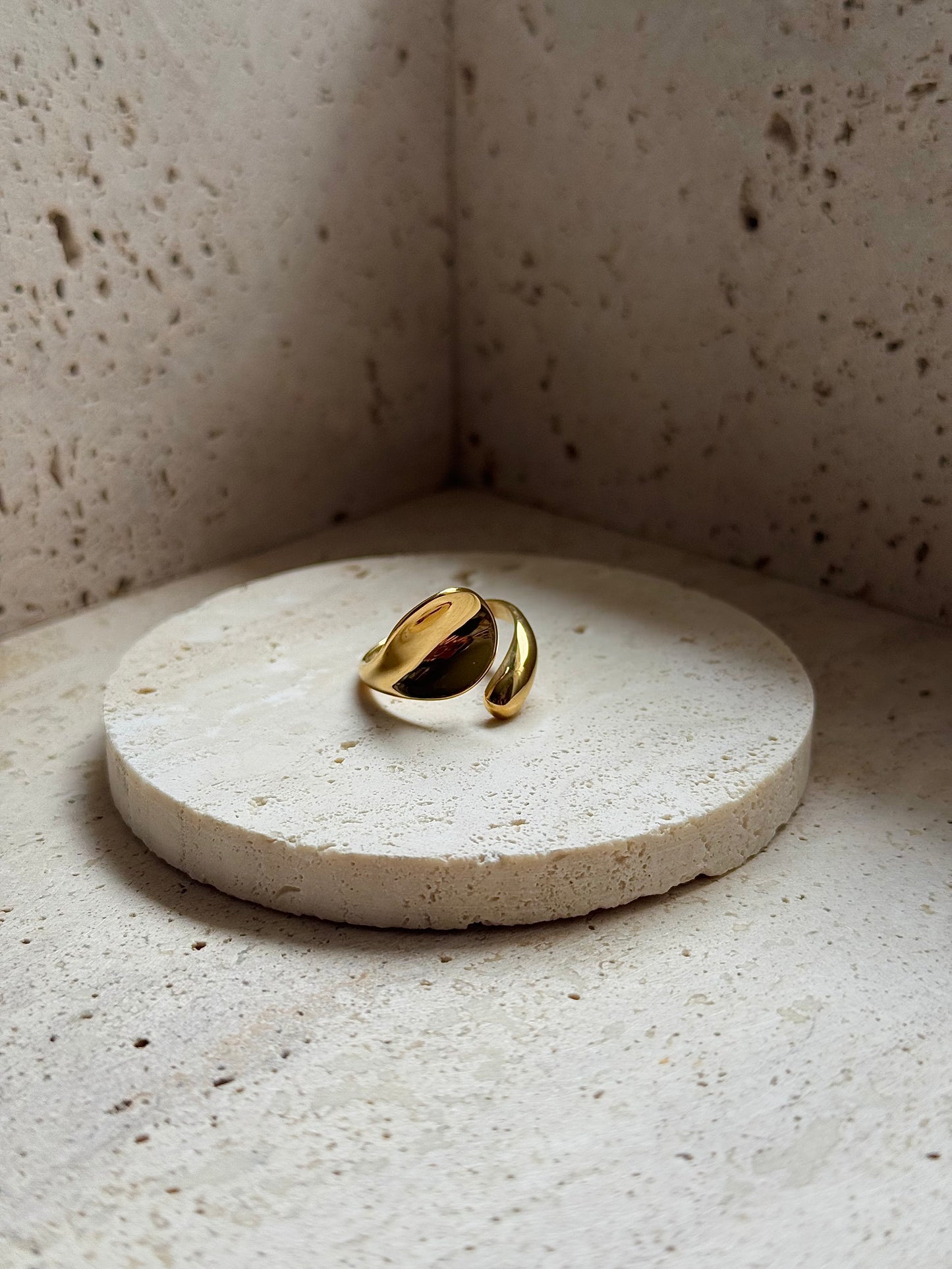 SATIN SLAB RING - GOLD