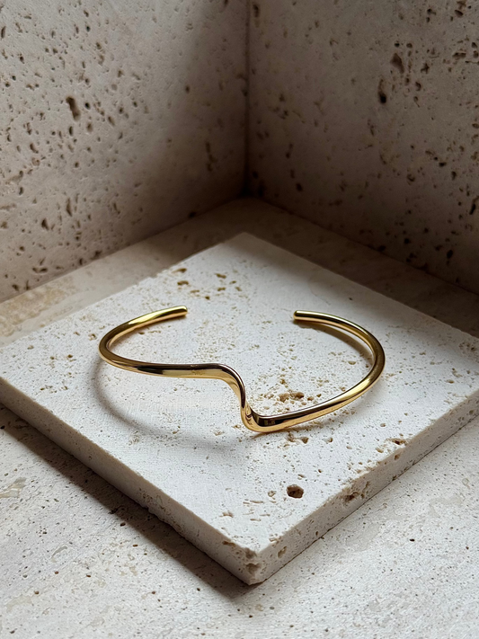 DRIFT LINE CUFF - GOLD