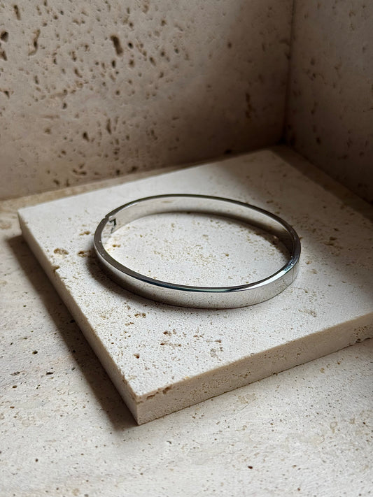 CLASSIC MINIMAL BANGLE - SILVER