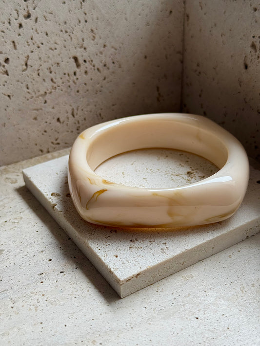 IRREGULAR RESIN BANGLE - CLOUD